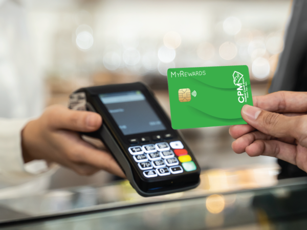 Close Up Shot Of Customer Hand Using Dummy Credit Card For Payment To Waitress At Cashier In Cafe Restaurant, Money Cashless And Credit Card Payment Technology Concept.